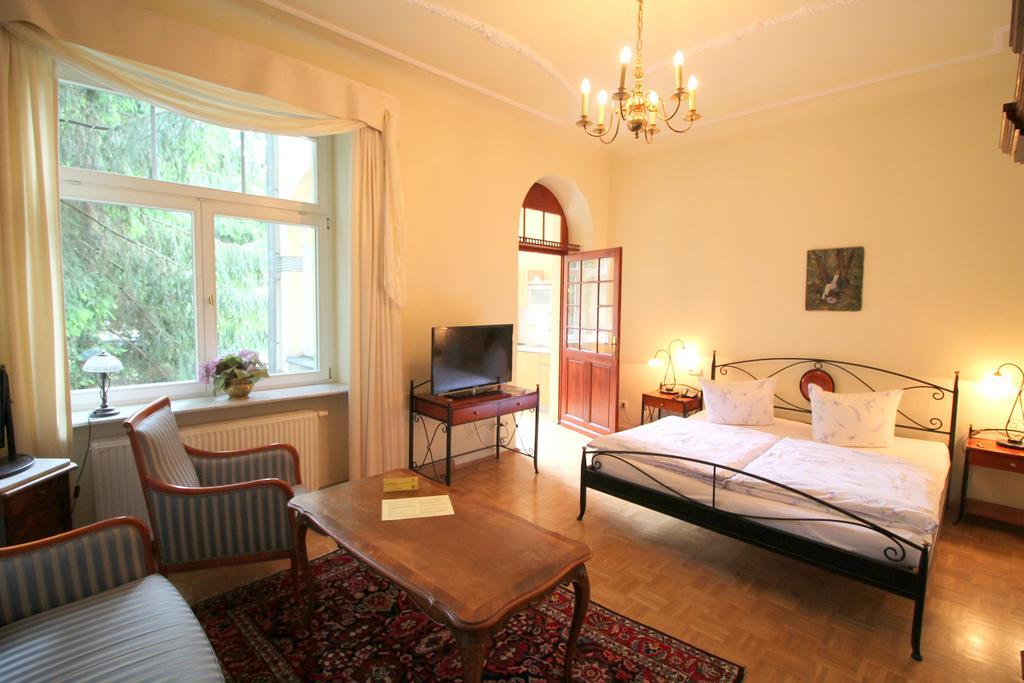 Hotel-Appartement-Villa Ulenburg Dresde Extérieur photo